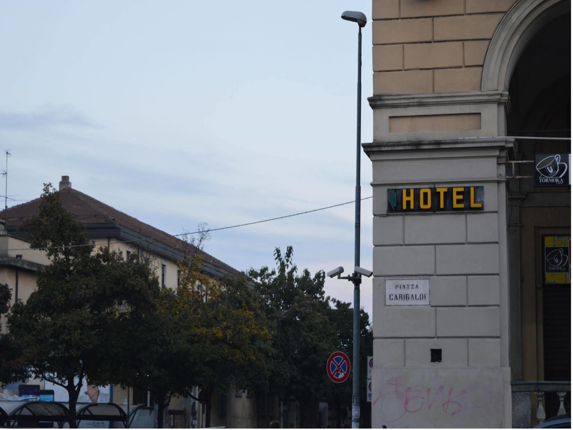 Hotel Stazione Novara Exterior foto